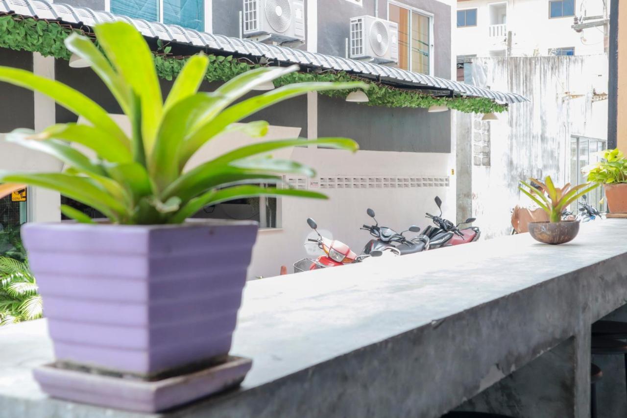 מלון Phuket Oyo 1032 Beds Patong מראה חיצוני תמונה