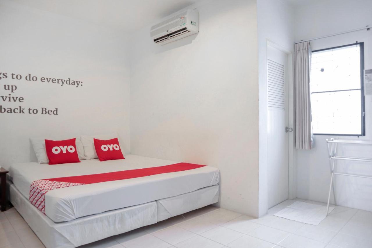 מלון Phuket Oyo 1032 Beds Patong מראה חיצוני תמונה