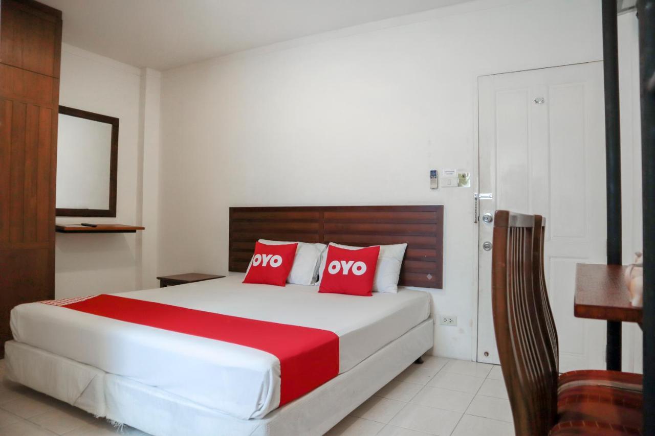 מלון Phuket Oyo 1032 Beds Patong מראה חיצוני תמונה