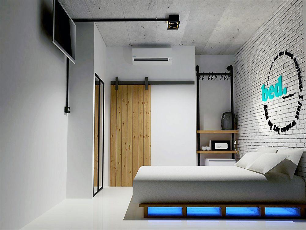 מלון Phuket Oyo 1032 Beds Patong מראה חיצוני תמונה